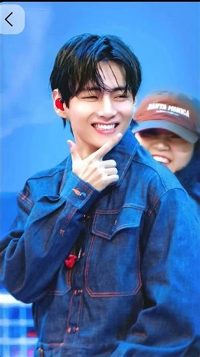 #kimtaehyung #btsedits #btsshorts #btsv #jimin #jungkook #jin#suga #rm #jhope #kpopedits #ytshorts