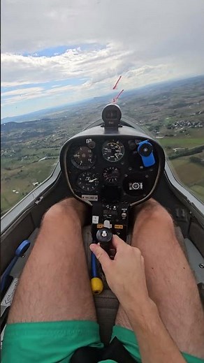 Another tour of a glider cockpit