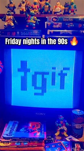 TGIF Friday Nights in the 90s 🔥