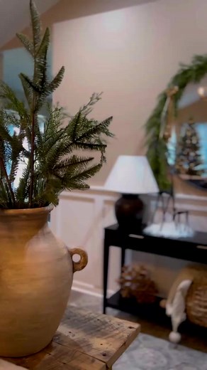 We made it guys, Happy Friday!! This week has been a busy one, lots going on over here.. I’m excited to share all the new shirt designs, so so cute. I’m working the listing on the website for them today so fingers crossed this weekend I’ll be releasing them. Do you want to see a sneak peek 🫣 in stories today? Comment below 👇🏻 📸 @farmtotablecreations #myhousebeautiful #framedartwork #christmasvibes#christmasiscomingsoon #vintageart #printables #download#livingroomdecor #fireplacedecor #dailyd