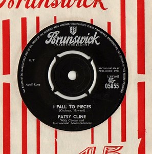 Patsy Cline - I Fall To Pieces / Lovin' In Vain