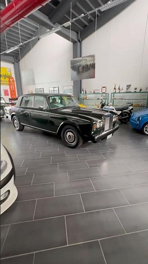 🚀 Rolls-Royce Silver Shadow II Magic! Classic Luxury Tour #RollsRoyce #LuxuryCars #ClassicCars