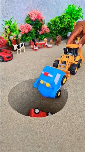 cartoon car pushing pink yellow blue red car and cow pit-66😱#jcbtoy #jcb #jcbjcb #jcbvideo #viral🕳️🚒