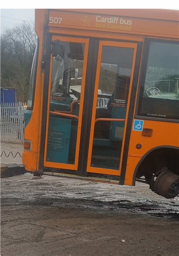 Exploring the 507 Cardiff Dart at the Scrapyard