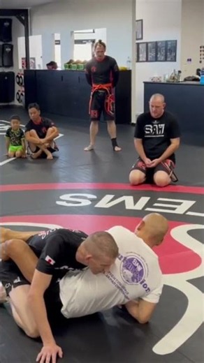 SAW Basic Ude Garami (Kimura) from the Guard