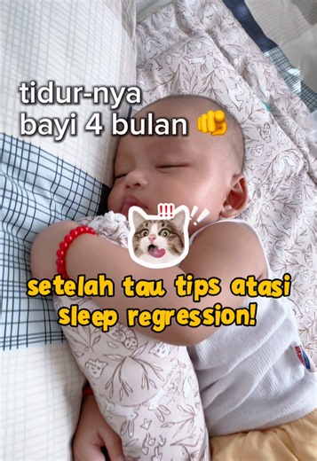 bayi sulit tidur? atau sering terbangun? mungkin si kecil sedang mengalami sleep regression. ternyata ini tips saat bayi masuk fase sleep regression 👇 1. ⏰️ jam tidur yang konsisten. dari tidur pagi, siang, sore setiap hari usahakan di waktu yang sama. 2. 👶🏻 pastikan kebutuhan dasar terpenuhi. perut kenyang, popok bersih, suhu sesuai kebutuhan, tidak overtired. 3. 👀 perhatikan wake window. bayi yang terlalu lama terjaga (melek lama), justru lebih sulit tidur. 4. 💆lakukan senam rutin & tummy