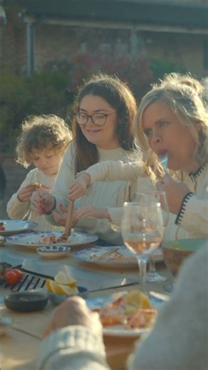 A BBQ Table Where Everyone Cooks Together | WeGrillTable