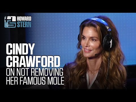 Why Cindy Crawford Never Removed Her Mole (2015)