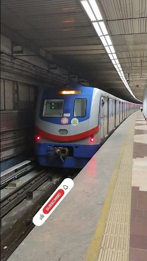 Kolkata Underground Metro 🚇 First Look | Inside India’s Deepest Metro Tunnel