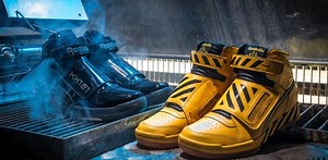 斬新なデザインの『エイリアン』スニーカーが2種類登場。今度はサイズでがっかりしない？