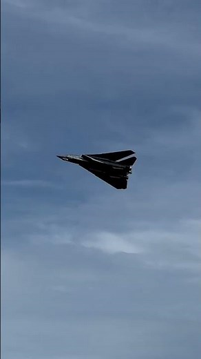 Skymaster F-14 XXL wings swept pass