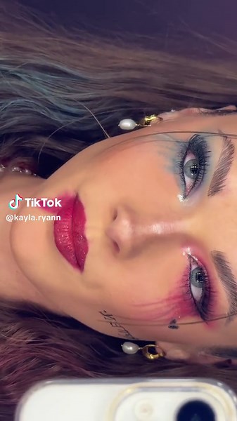 Harley Quinn Makeup Inspiration Tutorial | Red & Black Look