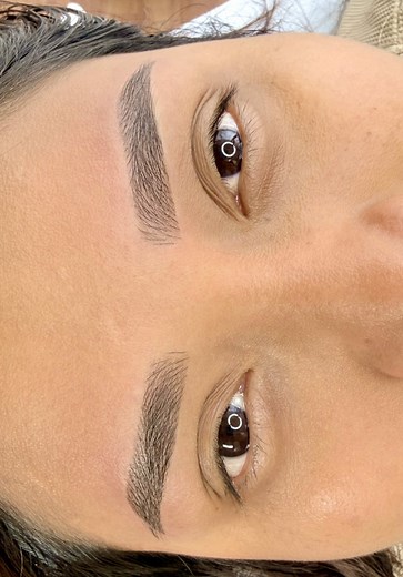 Ella llegó buscando algo natural, delicado y bonito ✨ Por eso elegimos MICROSHADING, una técnica ideal si buscas un efecto suave y armonioso. 📲 Agenda tu evaluación personalizada, para escoger la técnica correcta para ti. #cejastrujillo #ingridvega #trujillo #micropigmentaciontrujillo