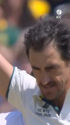 Mitchell Starc at his enthralling best with the red ball in hand 😍 | ICC - International Cricket Council