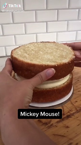 Mickey Mouse Cake Decorating Tutorial