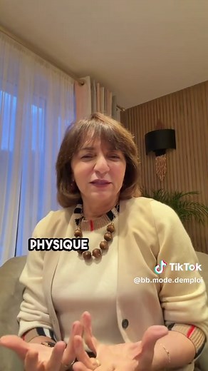 Décoder ton bébé : Comprendre ses pleurs et gestes
