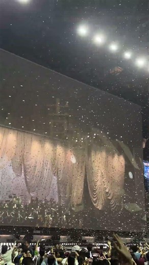 张碧晨如果声音不记得“有灯光催促我散场”有星火点亮这场离殇张碧晨音乐现场版live直拍如果声音不记得