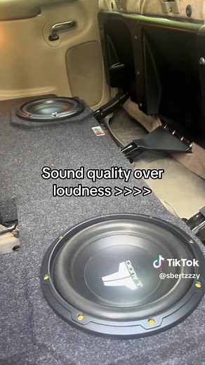 My Skars were loud, but I prefer crisp sound quality #jlaudio #subwoofer