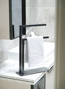 Metal Countertop Towel Holder: Kitchen & Bathroom Paper Towel Stand - Etsy