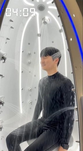 An automatic shower that finishes everything from showering to drying in 5 minutes.