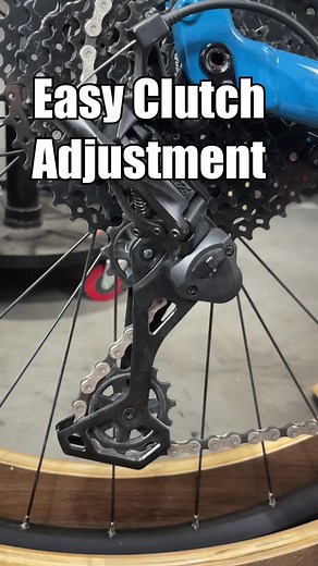 Super easy clutch adjustment . . #microshift #microshiftadventx #adventx #mtb #mountainbike #gravelbike #rearderailleur