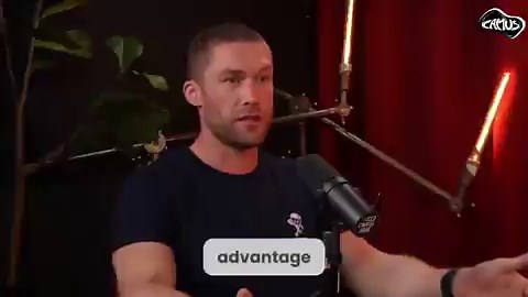 “The depth of my consciousness causes me to suffer. Is it a blessing or a curse to feel everything so deeply?”That question stopped Jordan Peterson cold during a live Q&A.His answer was pure fire:“You take more of the thing that poisons you until you turn it into a tonic that girdles the world around you.”Chris Williamson called it “apocalyptic life advice” — and it honestly is.A lot of us wish we could think less, worry less, feel less. But if you’re wired to see complexity and carry heavy thou