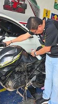 Did you know that a motorcycle's throttle body can often be cleaned without disassembling it? 🏍🧰