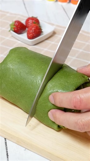 【混ぜて焼くだけ】市販のホイップで簡単！いちごのタオルケーキ #recipe #簡単レシピ #料理