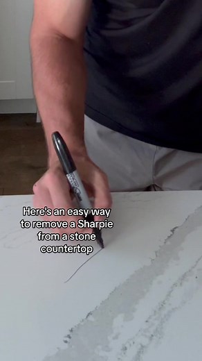 Stone countertops can be tough to remove stains like permanent marker. Here’s an easy way to remove permanent marker without damaging your countertops! Download my FREE Appliance Maintenance Checklist ✅🔗 #home #tips #cleaning #kitchen #cleaning