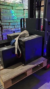 Akuros AGV Forklift – Autonomous Intelligence for Modern Warehousing