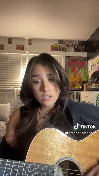 diamonds and rust✨by Joan Baez #joanbaez #70sfolk #femalesinger #livemusicnj #diamondsandrust