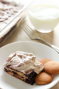 Easy Chocolate and Vanilla Icebox Cake - Delicious on a Dime