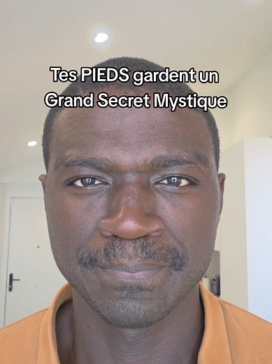 Pieds hydratés : le secret mystique sur tes pieds
