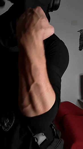 Videos de BOSS_VZZ (@boss_vzz) con “original sound - Jett”