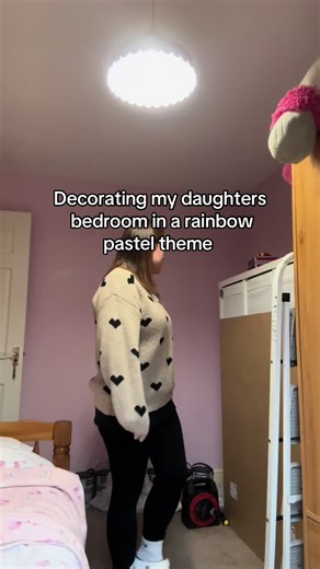 Rainbow-Themed Bedroom Makeover for My Daughter