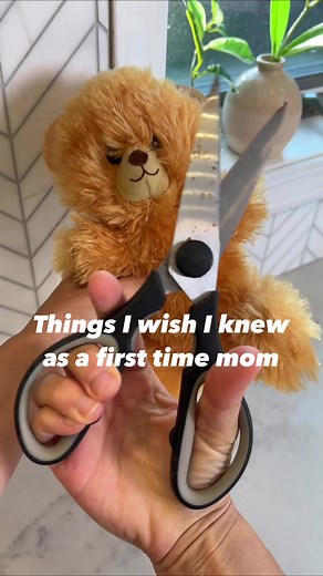 Say bye bye to the paci #mom #momhack #moms #paci #toddler #toddlermom #toddlerlife #momsoffb #momsover30 | Lisa & Josh