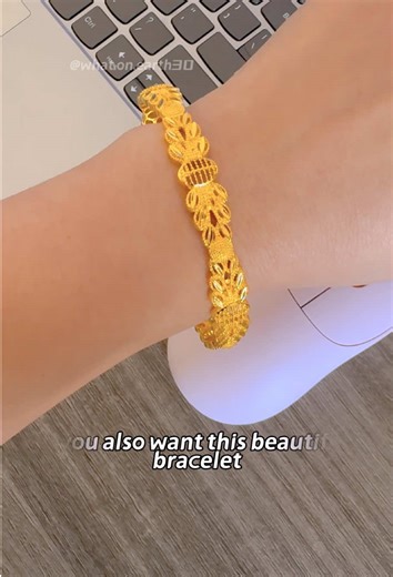 Stylish Bangles and Bracelets for Fashion Lovers