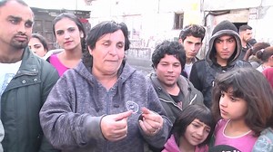 109K views · 317 reactions | Nová droga herba zabíjala na východe Slovenska Drogou sa otrávil muž z osady v Trebišove. Herba, teda rastlina postriekaná syntetickou psychoaktívnou látkou, je rozšírená na južnom Slovensku. „Pokusnými králikmi“ sa môžu stať aj školáci. Viktória Doričová | Správy STVR | Facebook