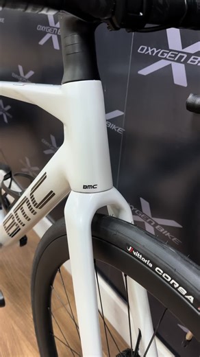 BMC Roadmachine 01 Four 2026: The Ultimate Road Bike