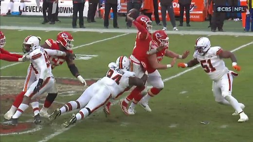 Patrick Mahomes limps off field: dramatic video reveals possible ankle and knee injuries
