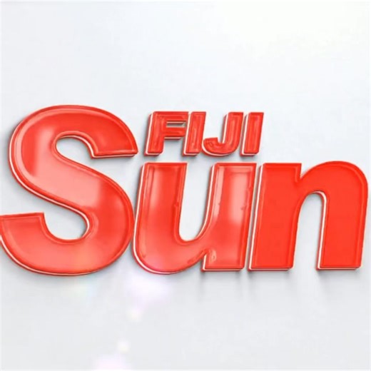 The Suva Magistrate Court has remanded 49‑year‑old Niraj Prasad, citing his previous convictions for two theft‑related offences and an absconding bail matter. He is alleged to have stolen the BSP bank card of 86‑year‑old Malakai Kauwale on Monday. Read story: https://fijisun.com.fj/news/courts-and-law/alleged-bank--card-thief-remanded Video: Beranadeta Nagatalevu #FijiSun #FijiNews | Fiji Sun