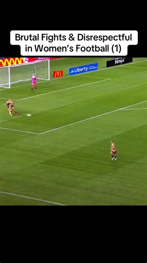 Brutal Fights & Disrespectful in Women’s Football (1)