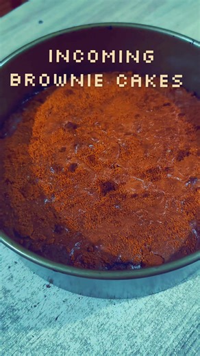 Delicious Brownie Cake: Lotus Biscoff Recipe