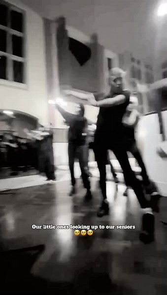 LBDA (@laurabrucedanceacademy)’s videos with love actually is all around - Juliet