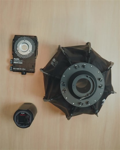 Phottix on Instagram: "Phottix Q-box installation tutorial Phottix Q-BOX 29 mini quick Set-up Softbox is design with "Photoolex" Mount of COB LED light, it's ideal for handheld outdoor shooting, perfect for weddings, events, interview, contents creator, youtuber and more... Link : https://www.phottix.com/product/phottix-qbox29-mini-quick-setup-softbox-30cm-11_8inch/ #Phottix #Photoolex #Softbox #Qbox #COB #LED #Theia #Tutorial #installation"