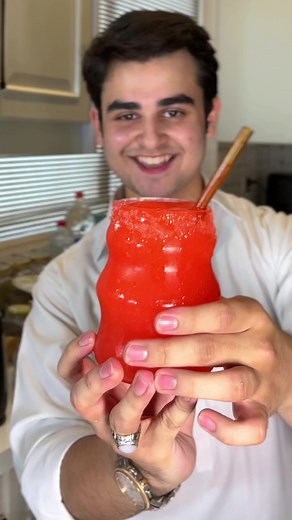 The Best Slush Recipe: Easy and Refreshing Summer Drink