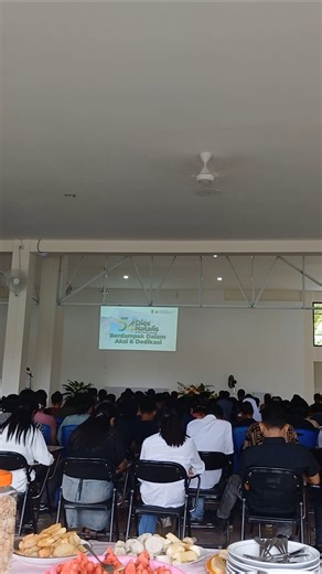 Puncak Dies Natalis STPM Santa Ursula 54 #flores #nttpride ‪@stpmsanurende‬