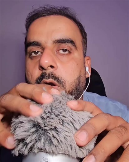 ASMR Mic Scratch & Wood Sounds for Relaxation