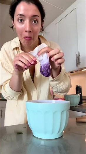 Spoiler: purple basil oil was not purple :/ #handmethefork chunky basil oil: blend 1 packed c