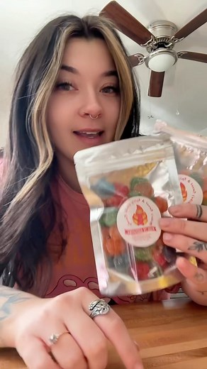 2.7K views · 70 reactions | These are soooo good‍ #gushers #spicygushers | Eatwithbecks | Facebook